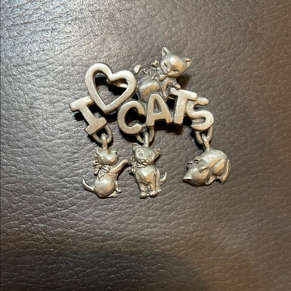 Vintage Cat Brooch. ‘I Love Cats’. Signed Spoontiques 4192